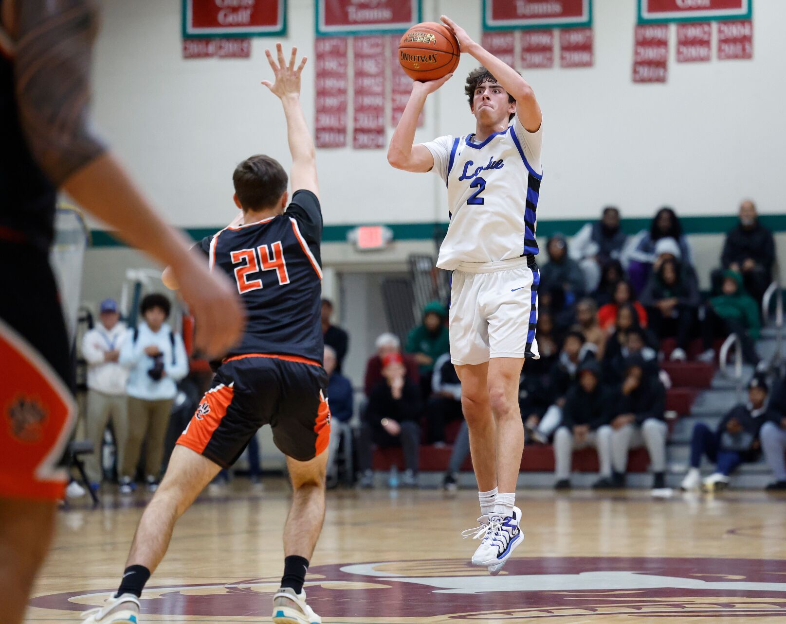 Don Maurer Holiday Invitational, championship: Edwardsville v. Ladue